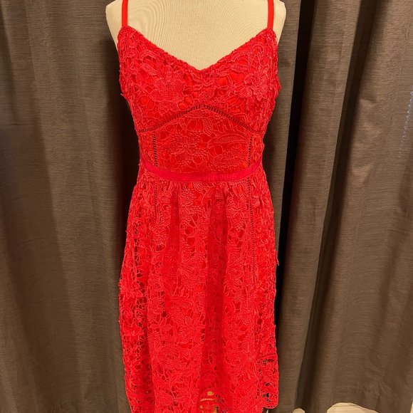 NWT Ted Baker Valens Mixed Lace Midi Dress ~ Red ~ 3 ~ US Size 8 - Picture 2 of 7